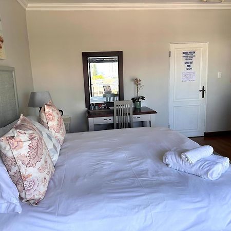 The Hamptons Guest House Durban Exterior foto